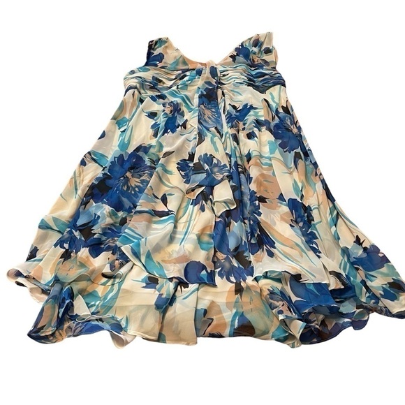 Michel Antoni Collection-VNeck-Pleated Cummerbund-V Back-Size 16W NWOT - Picture 9 of 14